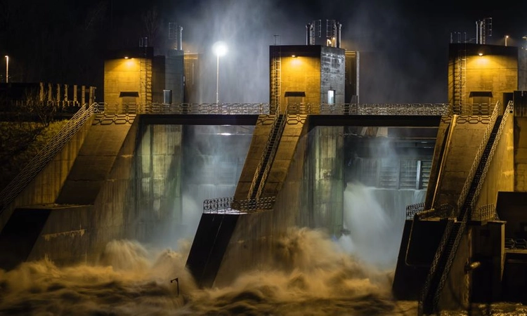 Jani Brumat, Unsplash Hydro Power Station