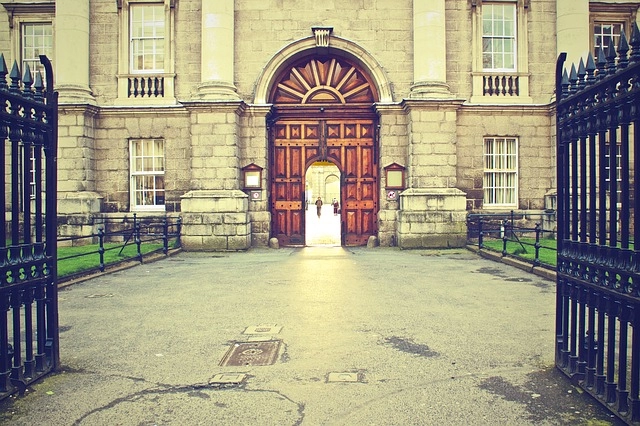 trinity-college frontgate