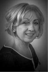 Dr Helen Hellessey