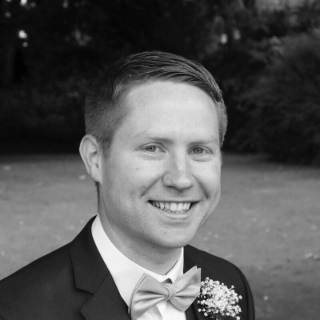 Dr.  Shane Browne