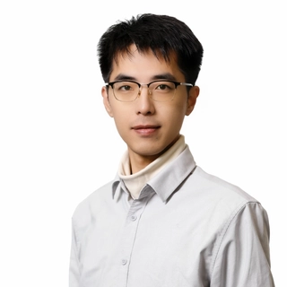 Wenwei Zeng