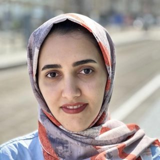  Fateme Saadatinavaz