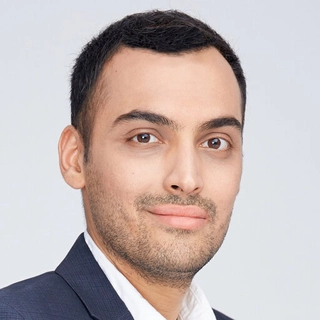 Dr Keyvan Hosseini