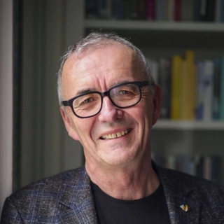 Prof