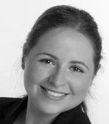 Dr.  Annemarie Bennett