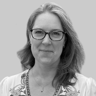  Alison Hunter