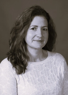 Dr. Maeve Bracken