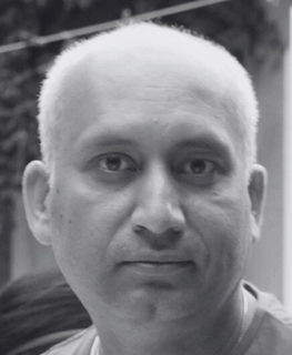 Dr. Hitesh Tewari