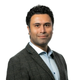 Professor Taha Yasseri