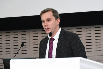 Dr Tom McIntyre.