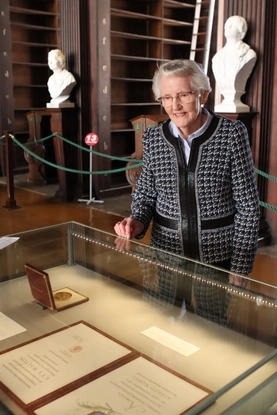 Marian Woods Visiting the Walton Exhibition