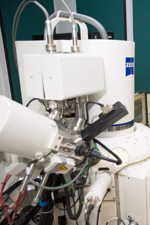 Zeiss AURIGA Focused Ion Beam