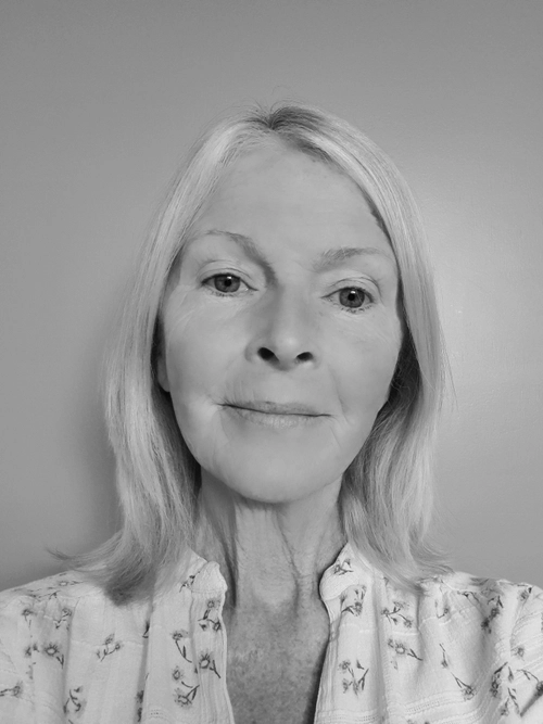 Ms Alison Collie