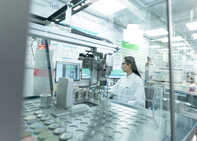 Earth Surface Research Laboratory equipment and analyst. Credit: ESRL.