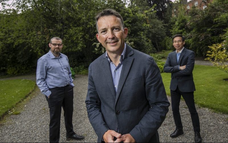 Dr Finlay's group was the first to characterise cellular metabolic pathways in NK cells  and to demonstrate the importance of NK cellular metabolism for the cytotoxic anti-tumor functions of these cells. Dr Finlay is pictured on the left, along with representatives from ONK Therapeutics and Enterprise Ireland.