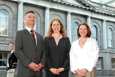 Prof patrick prendergast, niamh nowlan, phd student, winner of the engineers ireland biomedical research medal and paula murphy