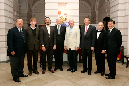 Mr david went, professor adrian hill, mr. fergus hoban, dr. john hegarty, dr. michael asbury, professor dermot kelleher, professor colm o'morain, dr. stanley quek, tercentenary board members