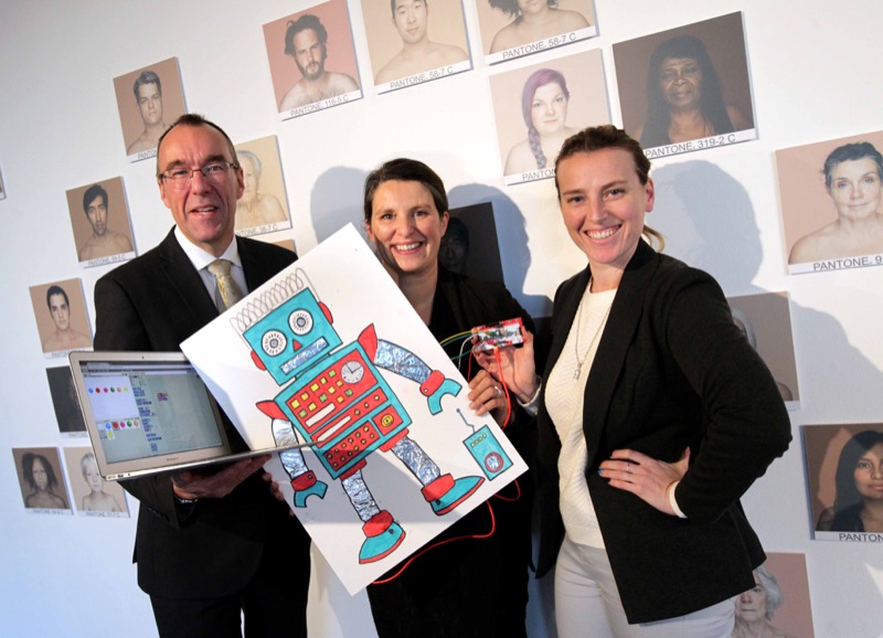 Prof Chris Morash Vice Provost /Chief Academic Officer, Lynn Scarff, Science Gallery Dublin Director and Senator Lynn Ruane at the launch of Science Gallery Dublin’s 2017 programme