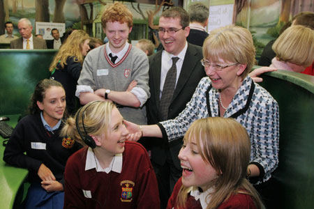 Clockwise -  ethan brennan, ard scoil eanna, aongus hegarty, vice president & general manager, smb, emea dell, mary hanafin, minister for education & science, jade burke & jessica kelch, mercy secondary school, goldenbridge and maria mccabe, assumption secondary school, walkinstown