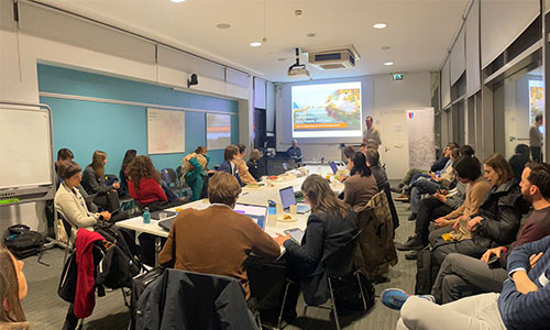 Image of lecture at Hidden Connections event.