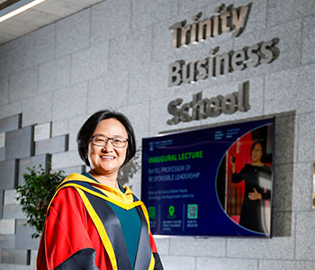 Professor Na Fu at her Inaugural Lecture.