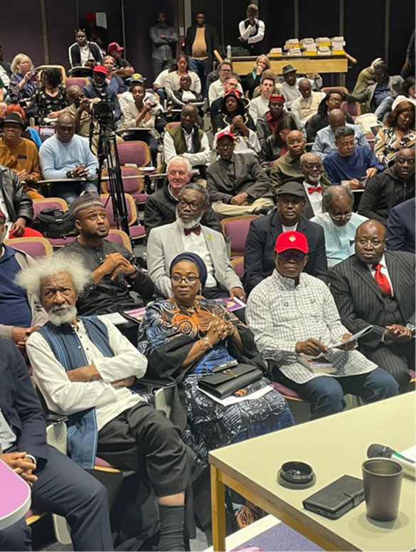 Image of Wole Soyinka and audience at his lecture