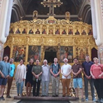 Students on a field trip to Beirut