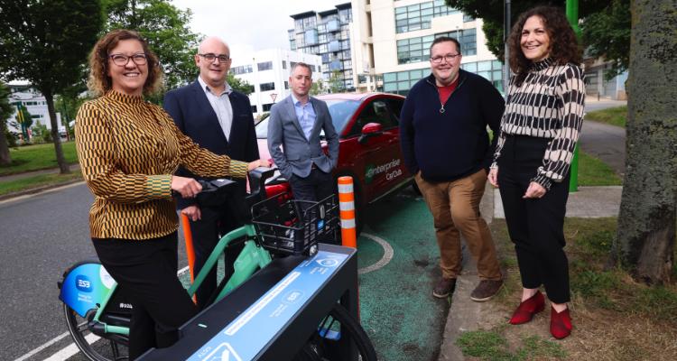 Collaborators on the ROBUST project, which will see hubs set up across Ireland to make e-cars. e-bikes and e-cargo bikes available for shared use