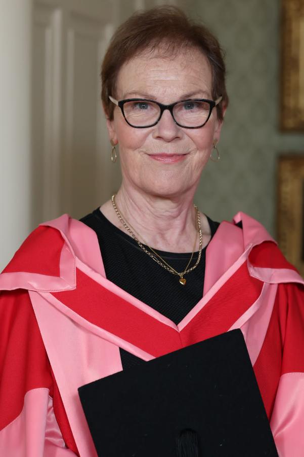 Noeline Blackwell