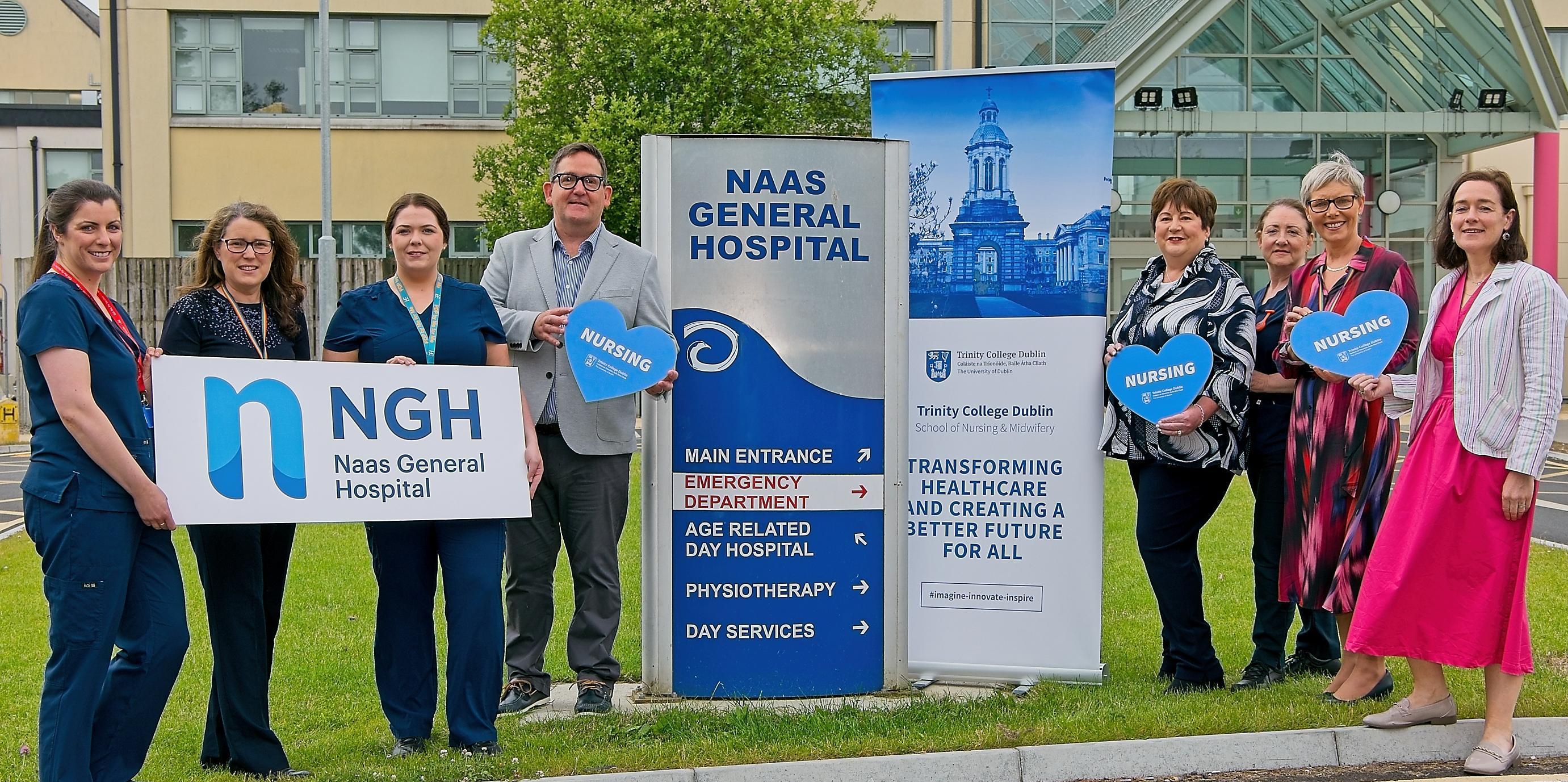Group photo at Naas General Hospital, Co.Kildare