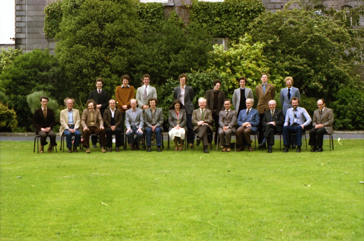 Image of the 1980 School of Physics class photo