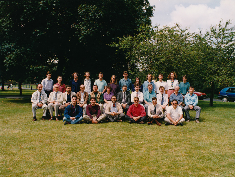 Image of the 1992 School of Physics class photo
