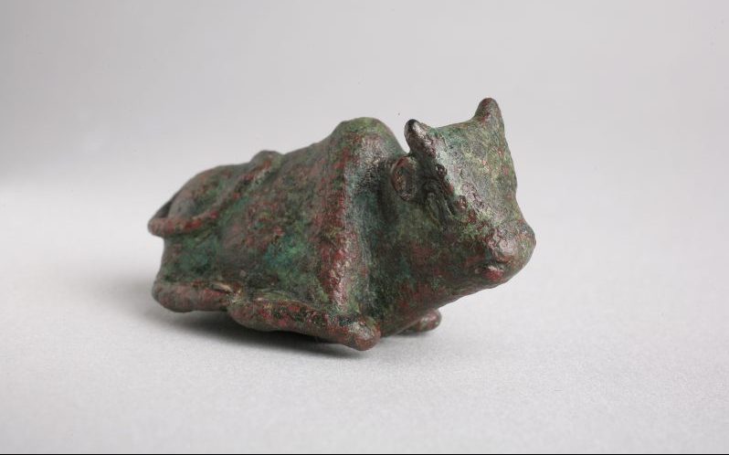 A zebu-shaped weight from Tel Beth-Shemesh. Image: A Hay, Tel Beth-Shemesh Excavations Exhibition