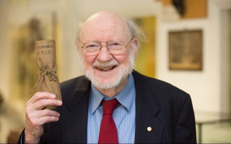 When visting the Zoology Department in 2017, Professor Campbell donated his old dissection kit, which he bought as a student when he started in Zoology in the late 1940s. It will forever serve as a moving reminder that our students go on to do remarkable things.